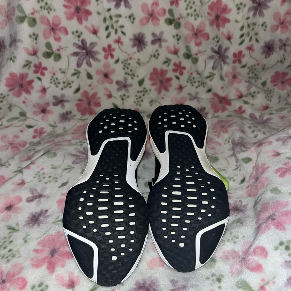 Nike Invincible Run 3 - Picture 3 of 5